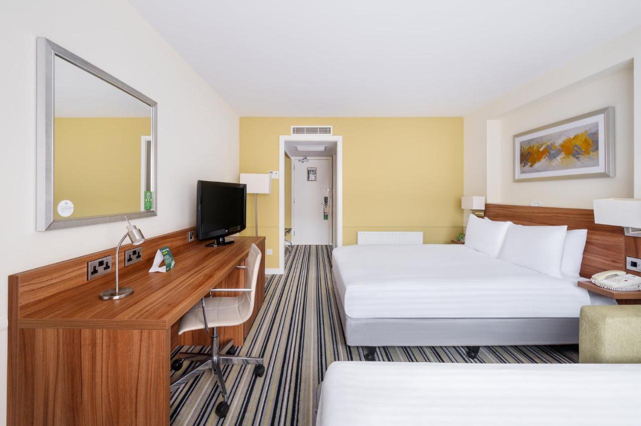 Holiday Inn Rochester-Chatham By Ihg Exterior photo